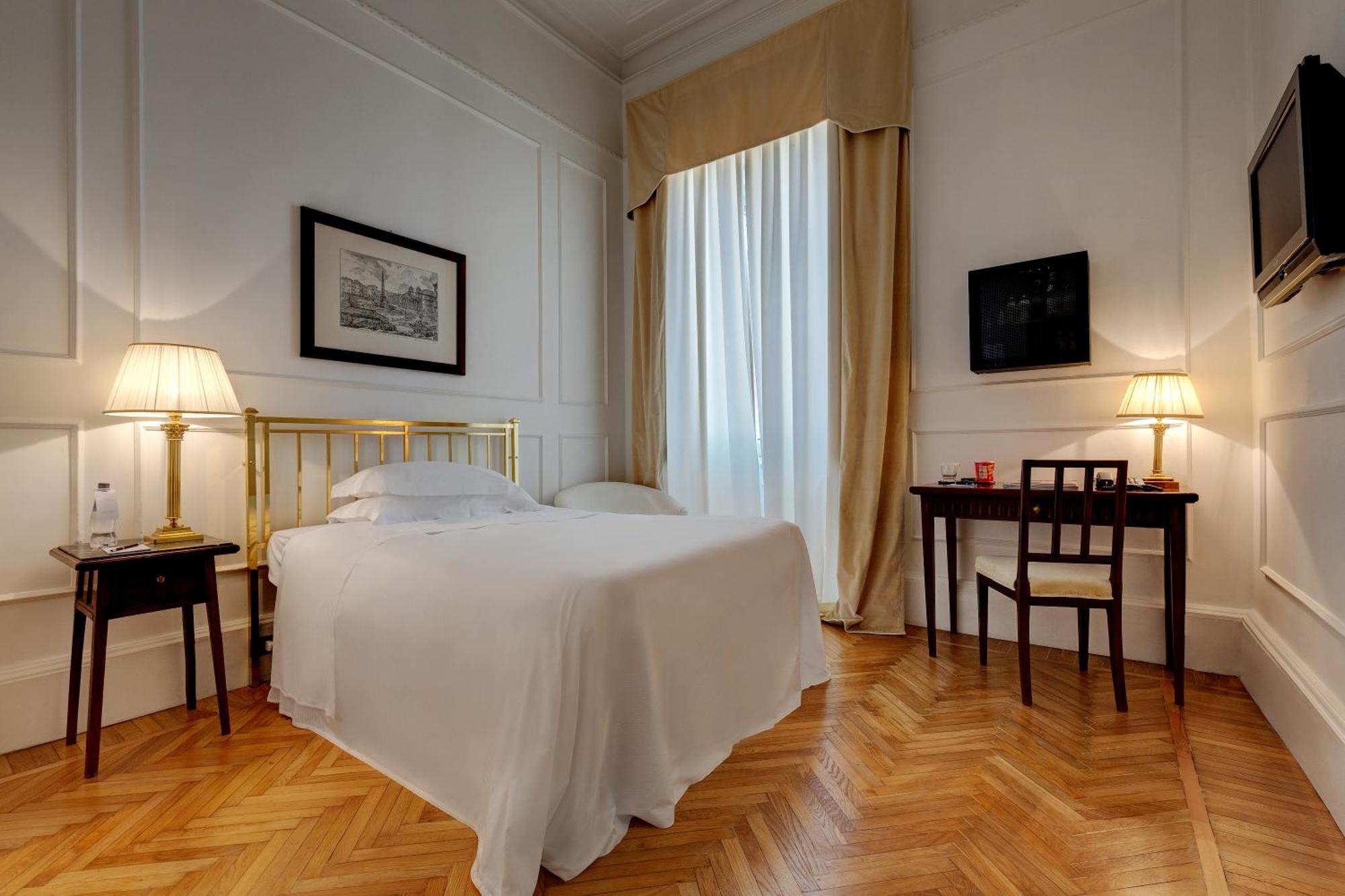 แกรนด์ โฮเทล พลาซา Hotel โรม ภายนอก รูปภาพ